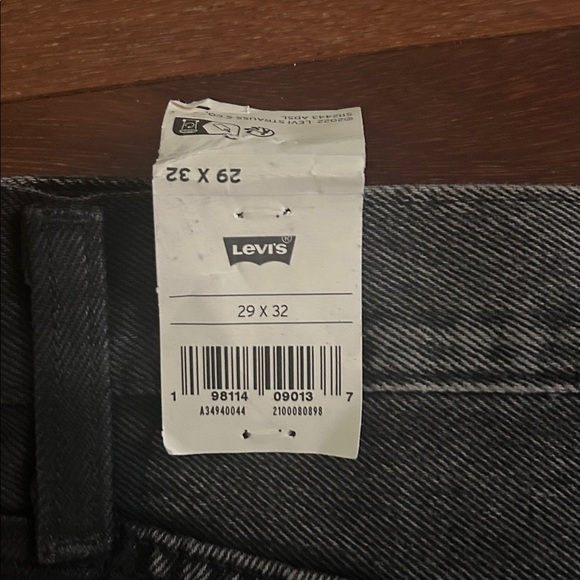 Levi's “Baggy Dad” Black and Gray Loose Fitting Barrel Relaxed Jeans - NWT - Picture 14 of 15